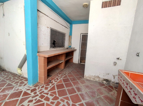Imagen 8 de 8 de Casa En La Encrucijada Los Overos. Urb Araguaney 04128900222