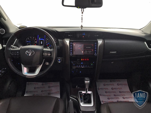Imagem 10 de 15 de Toyota Hilux Sw4 Srx 2.8 7l