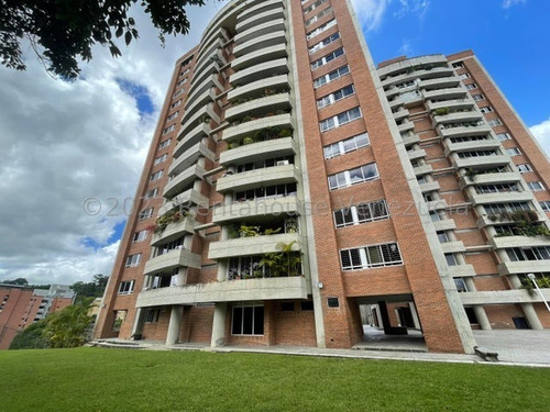 Acogedor Y Bello Apartamento, Con Vista Al Ávila Y Clima De Montaña  En Venta La Boyera Mls #23-19502 Francis Zeppieri