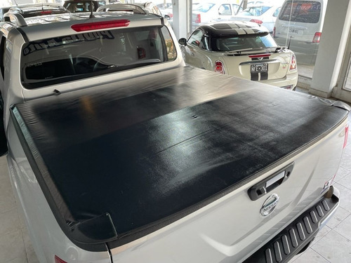 Imagen 11 de 15 de Nissan Frontier 4x2 Le 2.3 Np 300 2018 Impecable!