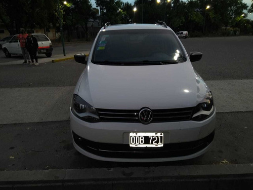 Volkswagen Suran 1.6 Comfortline 101cv 11a 2014