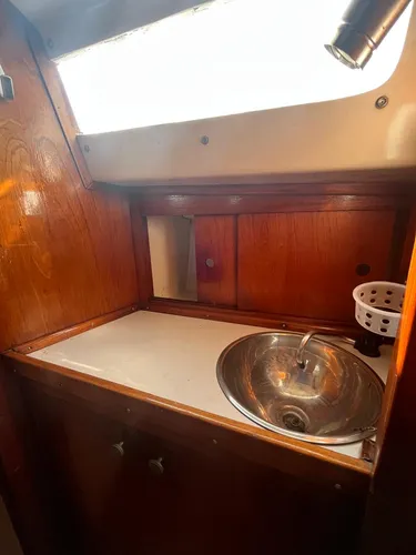 Velero Bries- Impecable