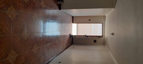 Imagen 6 de 9 de Casa En Venta Con Amplio Terreno