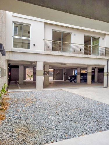 Imagen 26 de 30 de Departamento En Venta De Dos Ambientes En Centro De San Fernando.