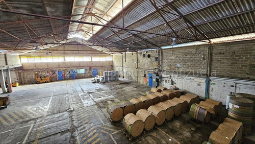 Espectacular Fondo De Comercio Con Sus Permisos Al Dia En Venta En Los Chorros Yf