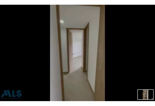Tu Nuevo Hogar Te Espera: Moderno Y Listo Para Ti.(mls#249608)