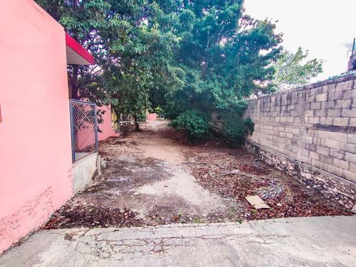 Amplio Edificio Multifuncional En Venta A Dos Cuadras De Per
