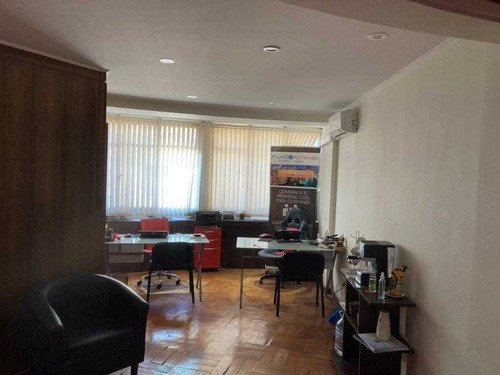 Oficina En Santiago/ Gran Oportunidad