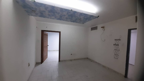 Consultorio En San Cristobal En Alquiler