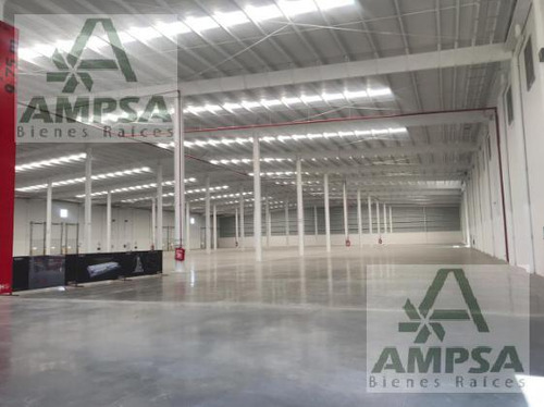 Villa Tezontepec Bodega En Renta