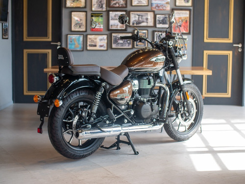 Imagen 4 de 25 de Royal Enfield Meteor 350 Supernova Marrón Reserva Ya