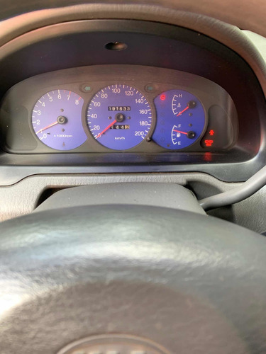 Kia Carens 2002