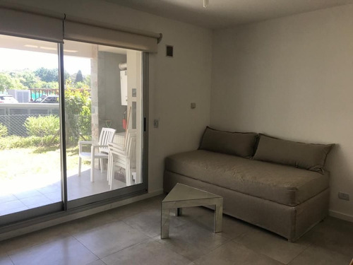 Imagen 3 de 14 de Departamento En Venta En Lagoon Pilar