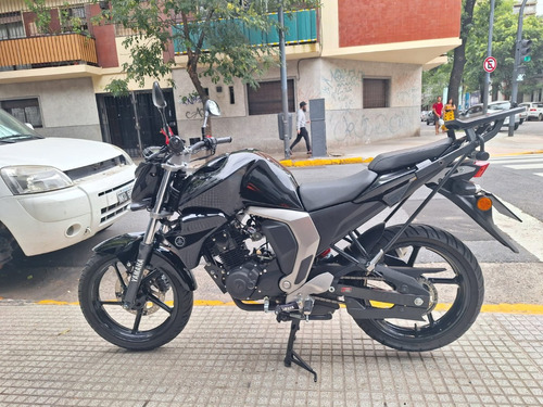 Vendo Moto Yamaha  Fz 150 S4m