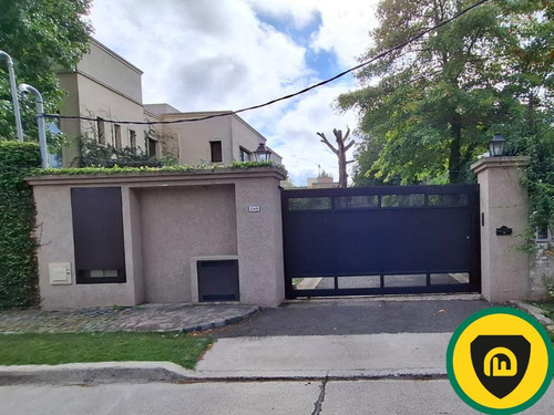 Casa En Venta - Bella Vista - Barrio Cerrado