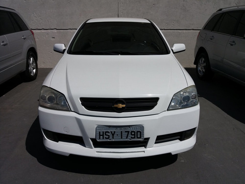 Chevrolet Astra 2.0 Mpfi Advantage Sedan 8v Flex 4p Manual