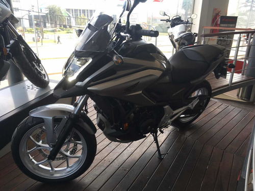 Imagen 2 de 9 de Honda Nc 750x Usada 2017 Igual A 0.km (no Versis,no Bmw)