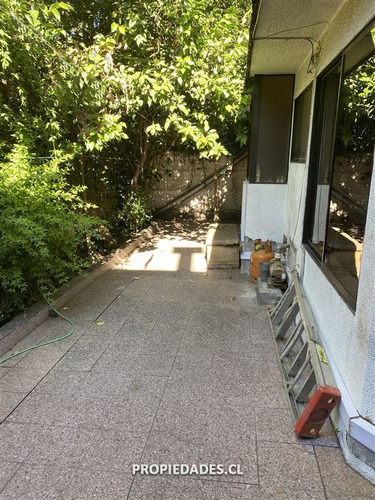 Casa En Venta De 5 Dorm. En Lo Barnechea