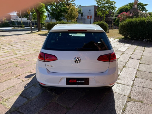 Imagen 10 de 17 de Volkswagen Golf 2015 1.4 Comfortline Tsi Dsg (( Gl Motors ))
