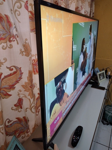 Vendo Uma Tv LG Led 4k 55 Pl.