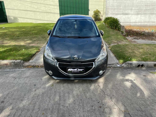 Peugeot 208 1.2 Francés Nivel 5