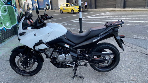 Vendo Vstrom Dl 650 Modelo: 2013 Soat: 09/01/2026 Tecnomeca
