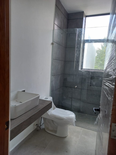 Imagen 5 de 10 de Estrena Casa En Esquina En Arbolada 4 Habitaciones Y Cuarto De Servicio