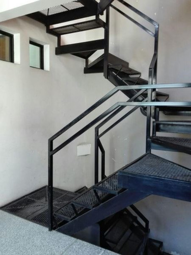 Imagen 3 de 13 de Ph En Venta En Quilmes Centro