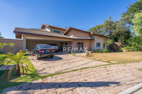 Imagem 4 de 30 de Casa Com 3 Quartos À Venda, Sendo 3 Suítes 537 M² De Área Construída Por R$ 2.170.000 - Cond. Moinho Do Vento - Valinhos/sp- Á 15 Min. Do Porto Seguro - Ca7594