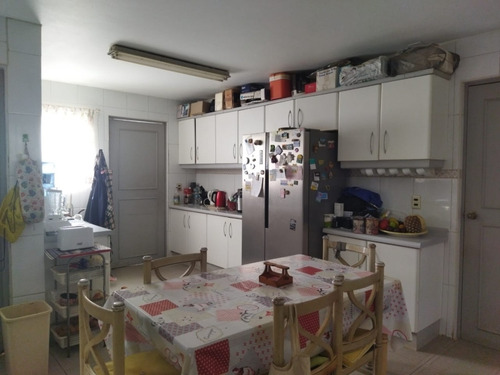 Venta De Casa Solidad En El Sector De El Canelo Algarrobo.