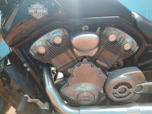 Harley Davison V- Rod Muscle