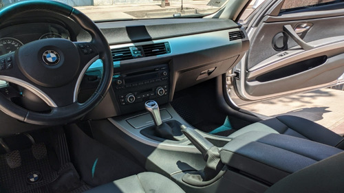Imagen 11 de 20 de Bmw 323i Sedan Active