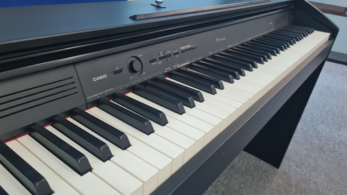 Se Vende Excelente Piano Casio Px-760 Bk De 41 Kg