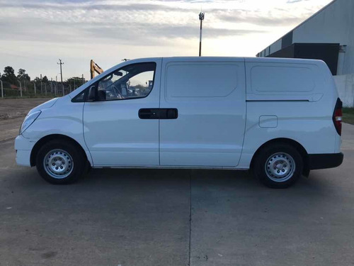 Hyundai H1 2018 2.4 Grand Starex Furgon 2.4 Dir 2abag Abs