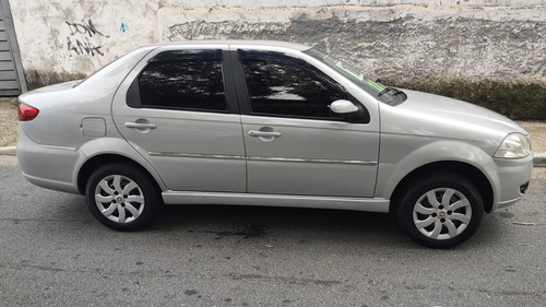 Fiat Siena 1.0 El Flex 4p