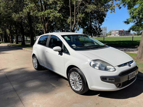 Fiat Punto 1.6 Essence 2014