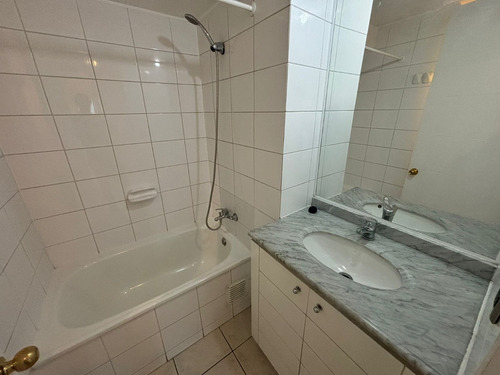2 Dormitorios - 2 Baños - Gran Vista - Remodelado.