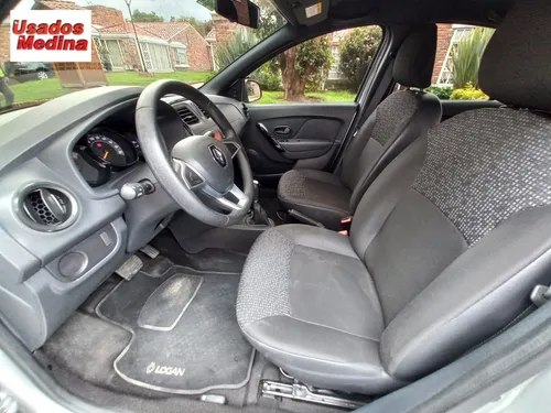 Renault Logan 1.6 Privilege / Intens