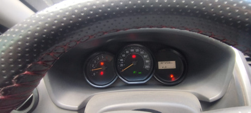 Renault Logan 1.0 12v Authentique Sce 4p
