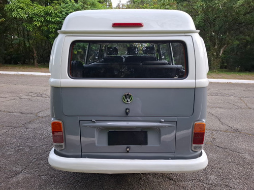 Volkswagen Kombi 1.4 Standard Total Flex 3p