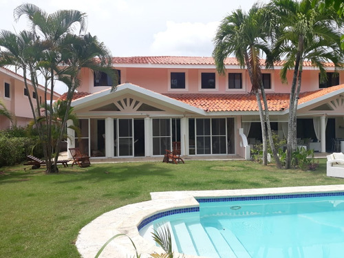 Vendo Villa Duplex En Cocotal Bavaro Ing