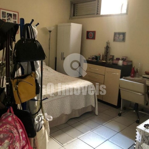 Imagem 8 de 15 de Sobrado Residencial Agua Branca, 300m², 3 Dormitórios, 2 Vagas, Quintal Com Churrasqueira - Iq27024