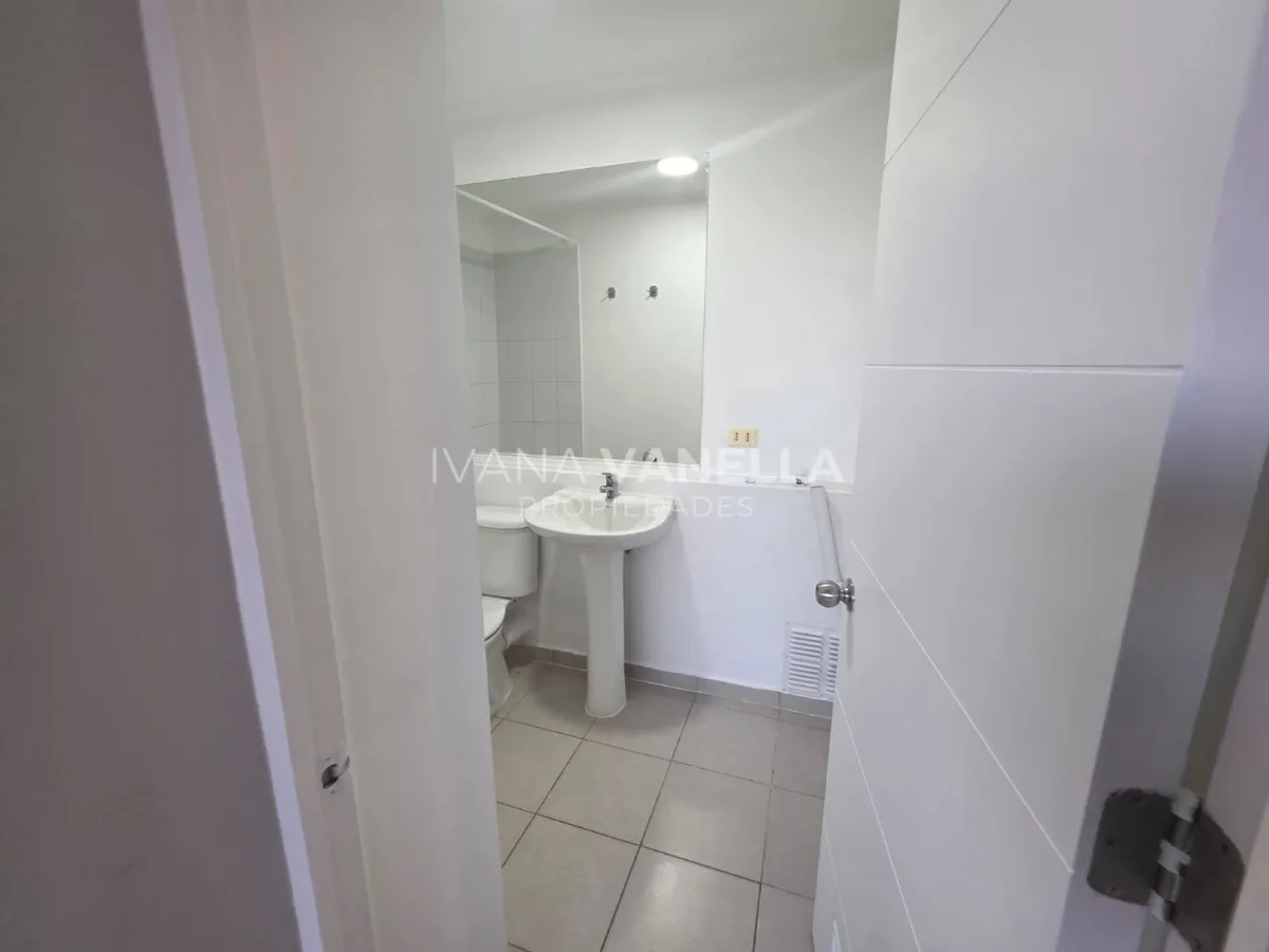 Imagen 5 de 12 de Depto. En Arriendo 3 Dorm. 1 Bañ. - La Cisterna