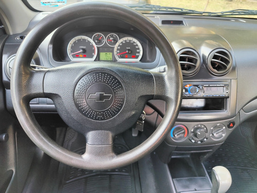 Chevrolet Aveo 1.6 Automatico Rines A/C