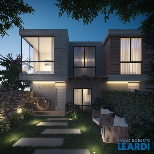 Casa Em Condomínio - Lagoa Da Conceição - Sc - 631867
