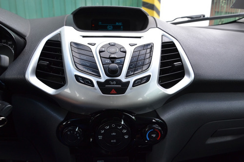 Imagen 6 de 25 de Ford Ecosport Freestyle 2.0 4x4 '2014 / Impecable / Permuto