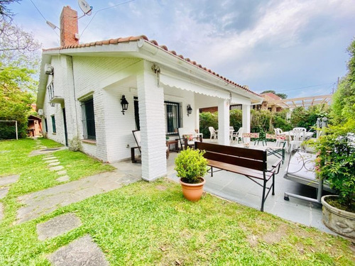 Venta De Casa 6 Dormitorios En Playa Mansa