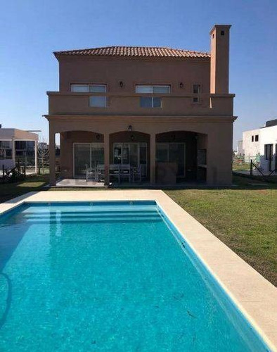 Imagen 1 de 19 de Casa Alquiler Araucarias Puertos Del Lago 3 Dormitorios Jardin Pileta Galeria