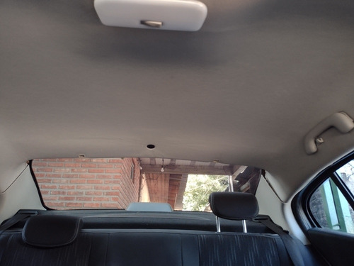 Renault Fluence 1.6 Confort 110cv 2012