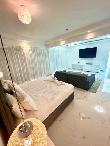Villa Amoblada En Venta En Ocean Village